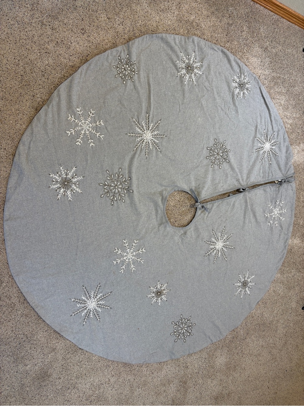 Pottery Barn Silver Snowflake Tree Skirt
